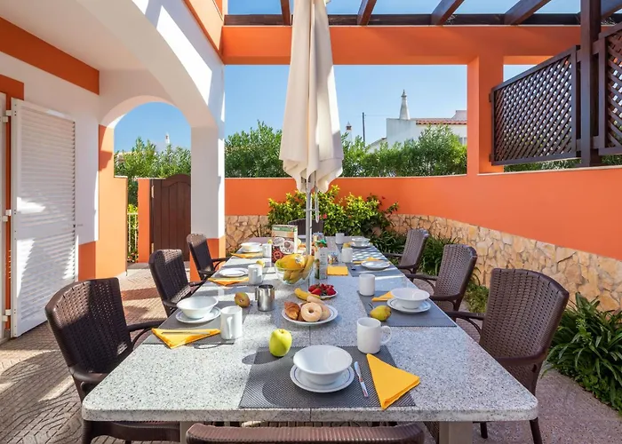 4-schlafzimmer-villa R2- Garten- Pool- By Interhome * Albufeira